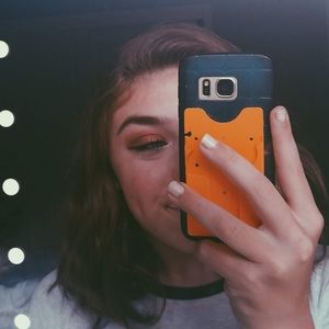 Meet your Posher, Ella rinaldi